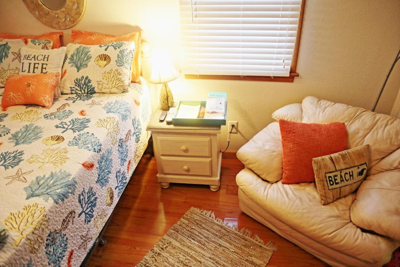 Lake Front Modern Beach House-Hatteras Island Avon Eksteriør billede